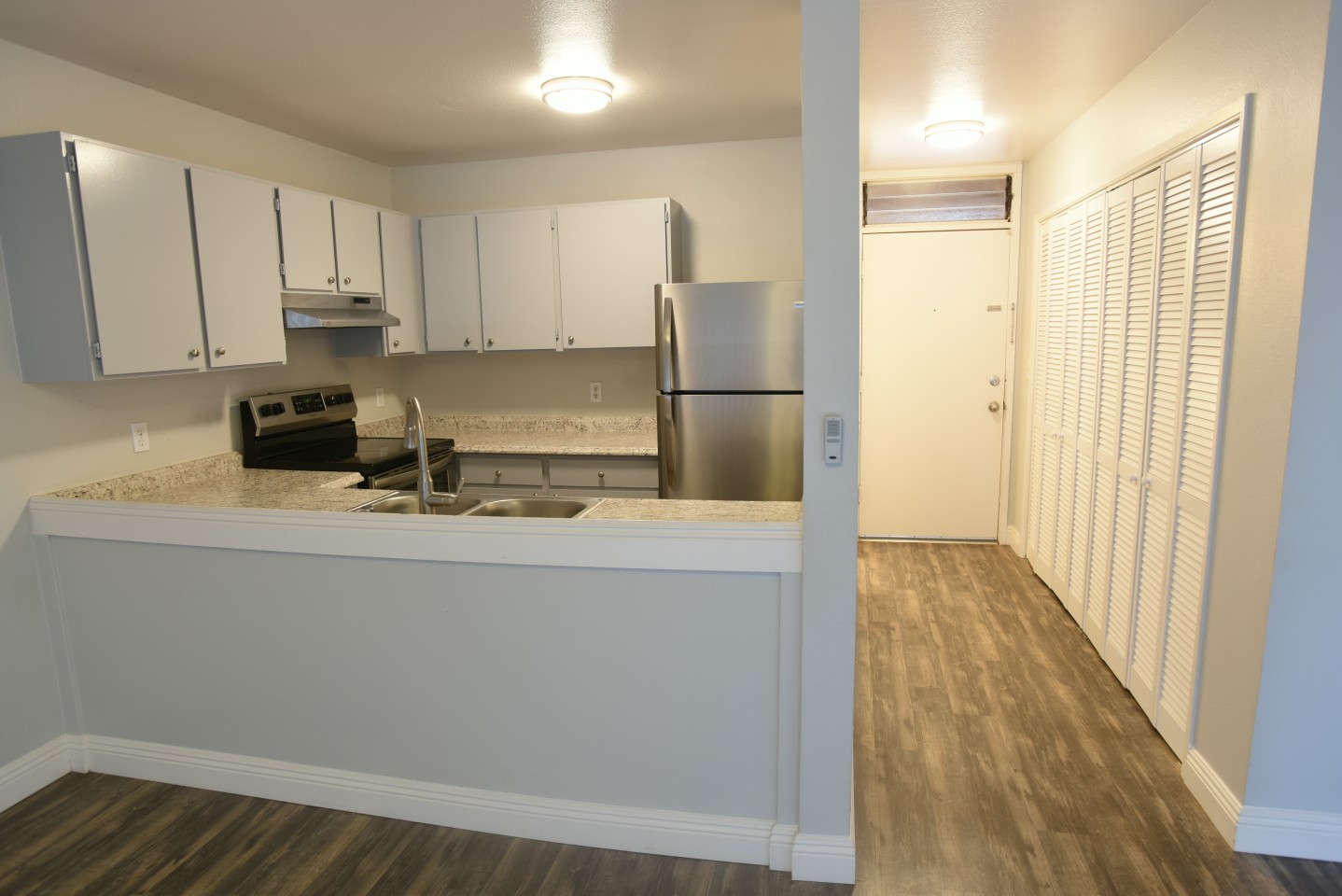 SUNSET TERRACE Image 2