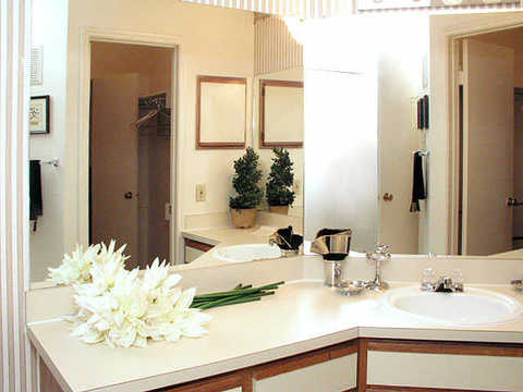 Parkford Oaks Image 5