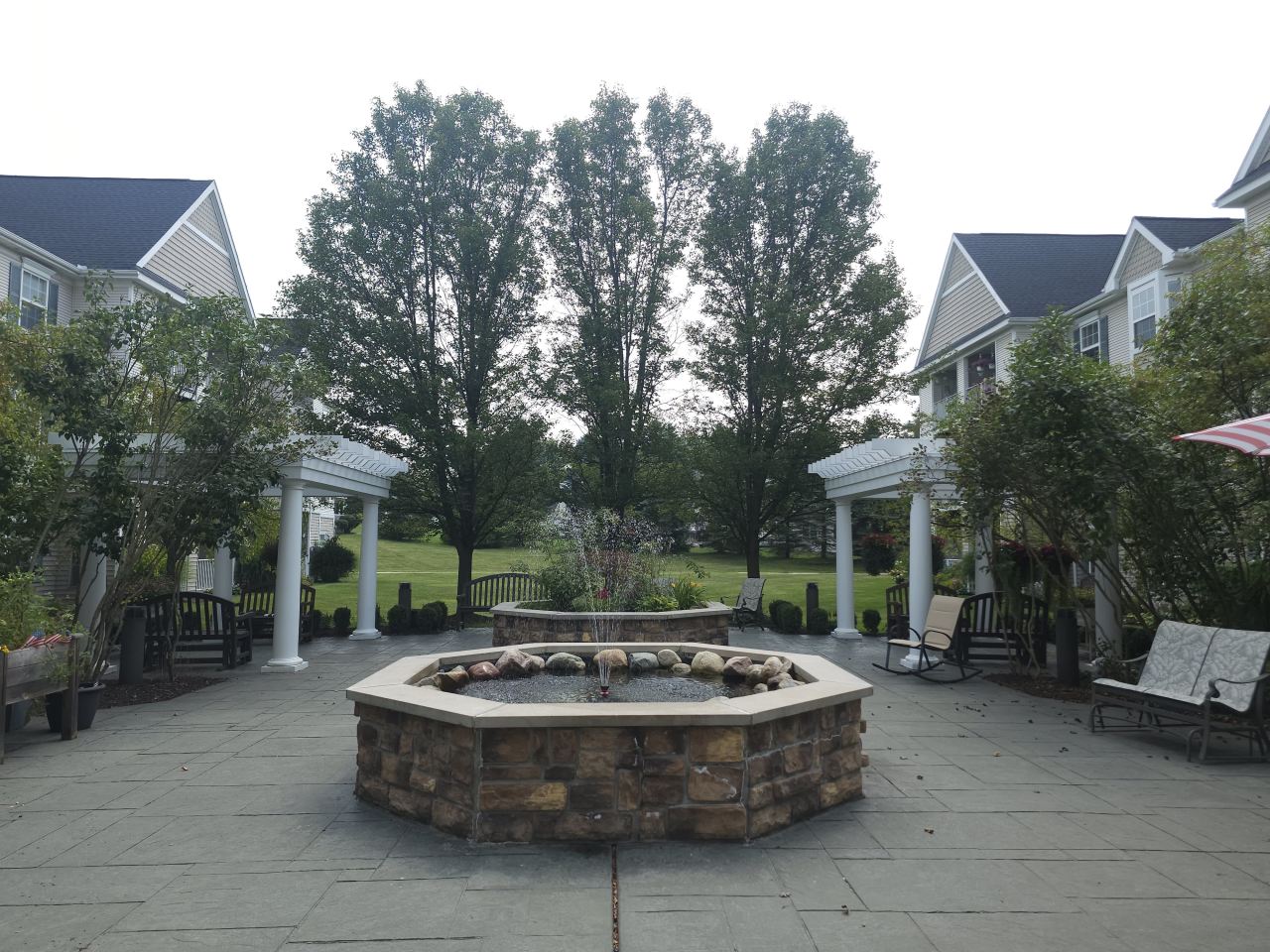 Oakhaven Manor - Senior Living Image 12