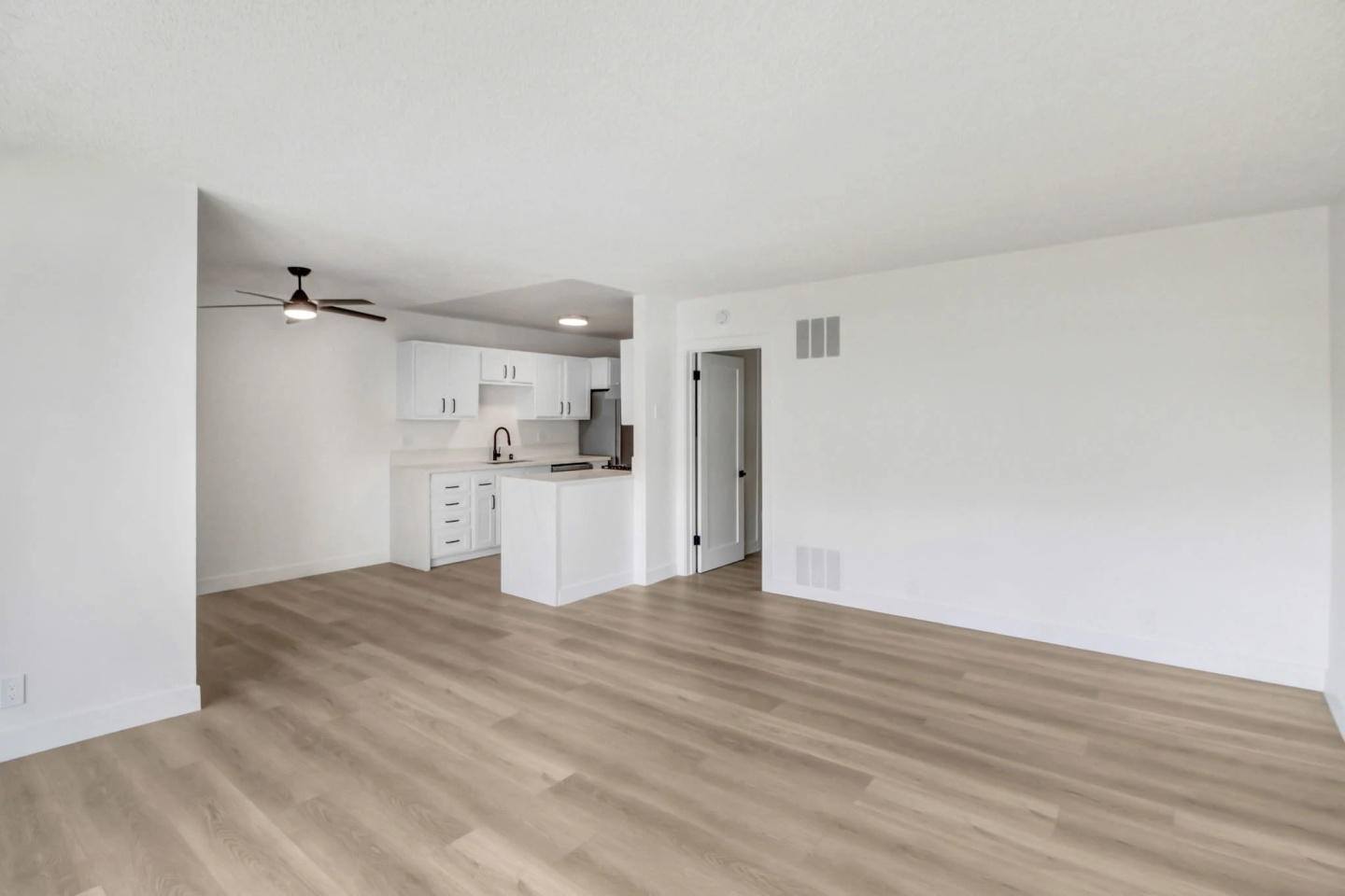 401 Washington Apartments Image 3