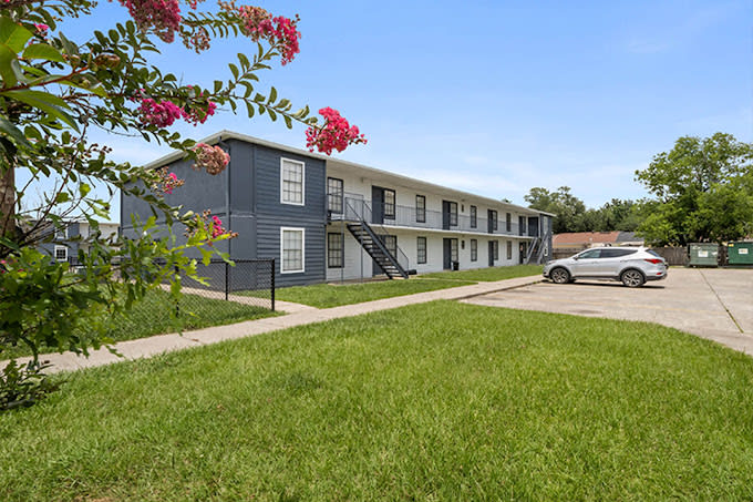 Bayberry Apartments Image 4