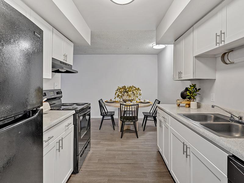 Mid Central Apartments Image 2