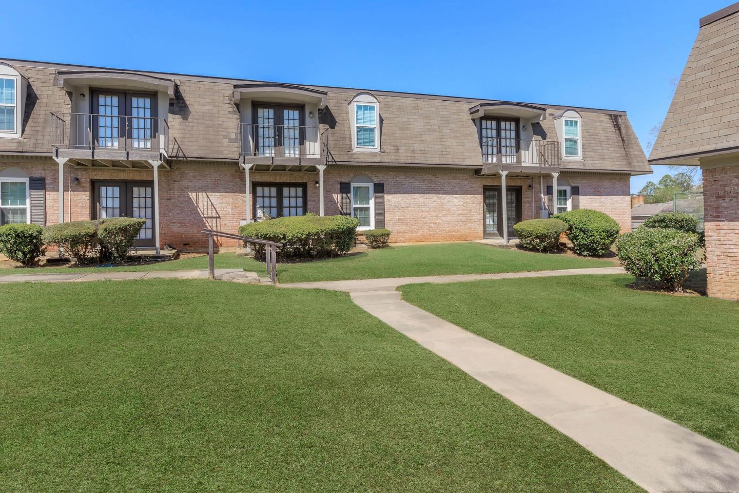 Midtown Oaks Image 21