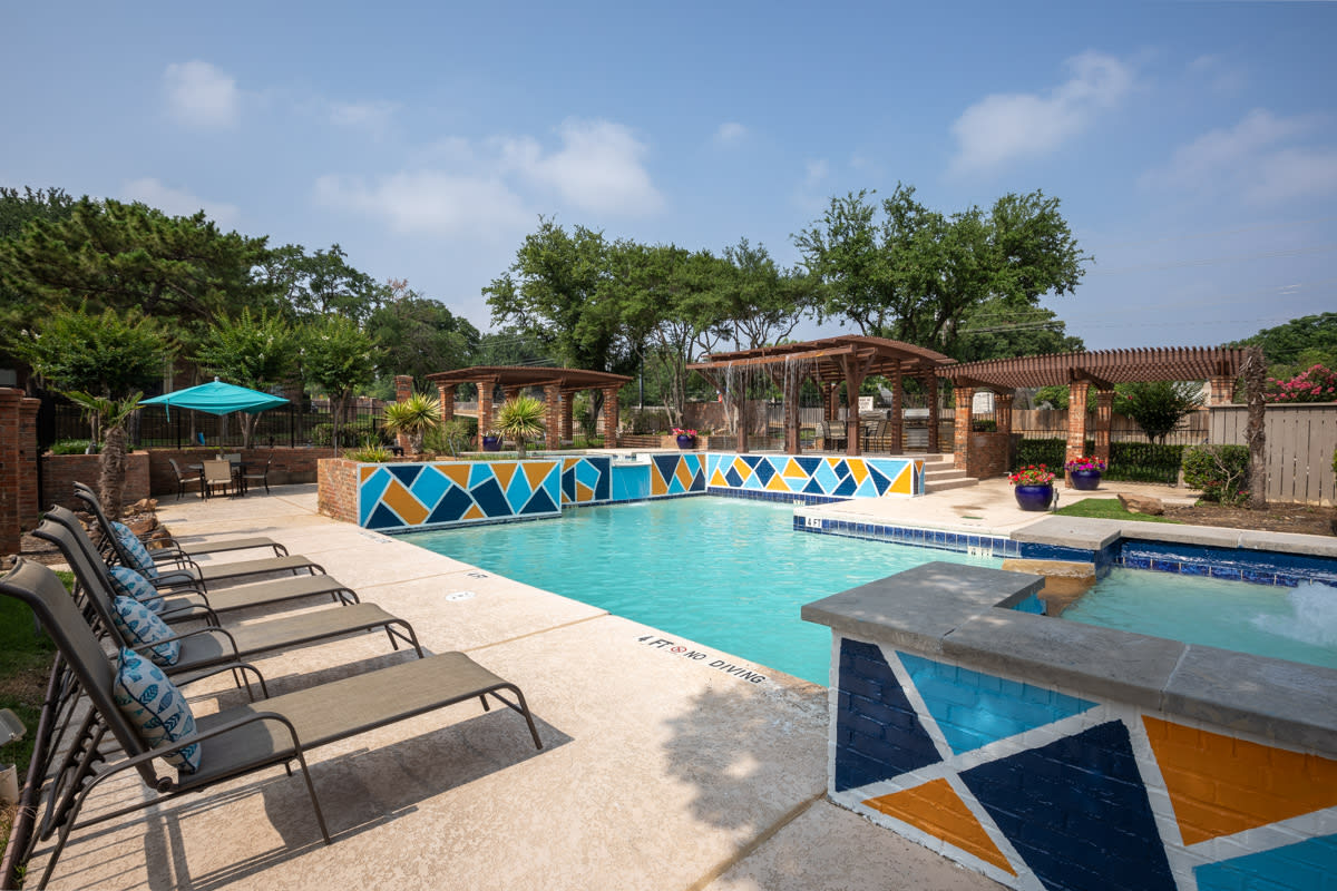 Village Green of Bear Creek Apartments Image 28