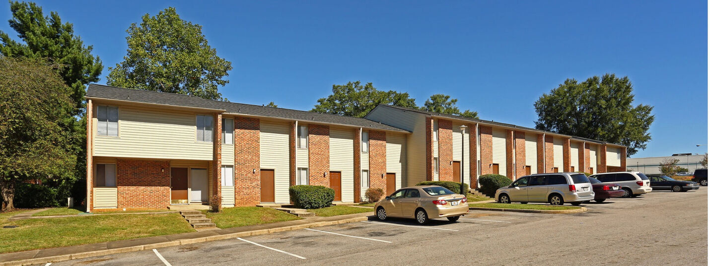 Copperfield Apartments Image 13