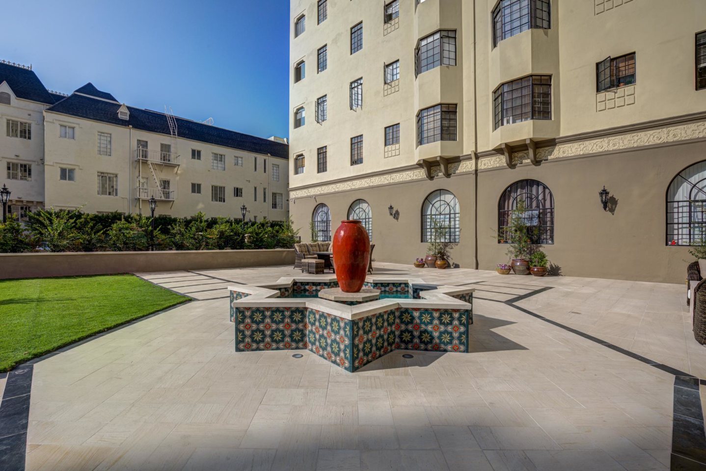 Hermoyne Apartments Image 28