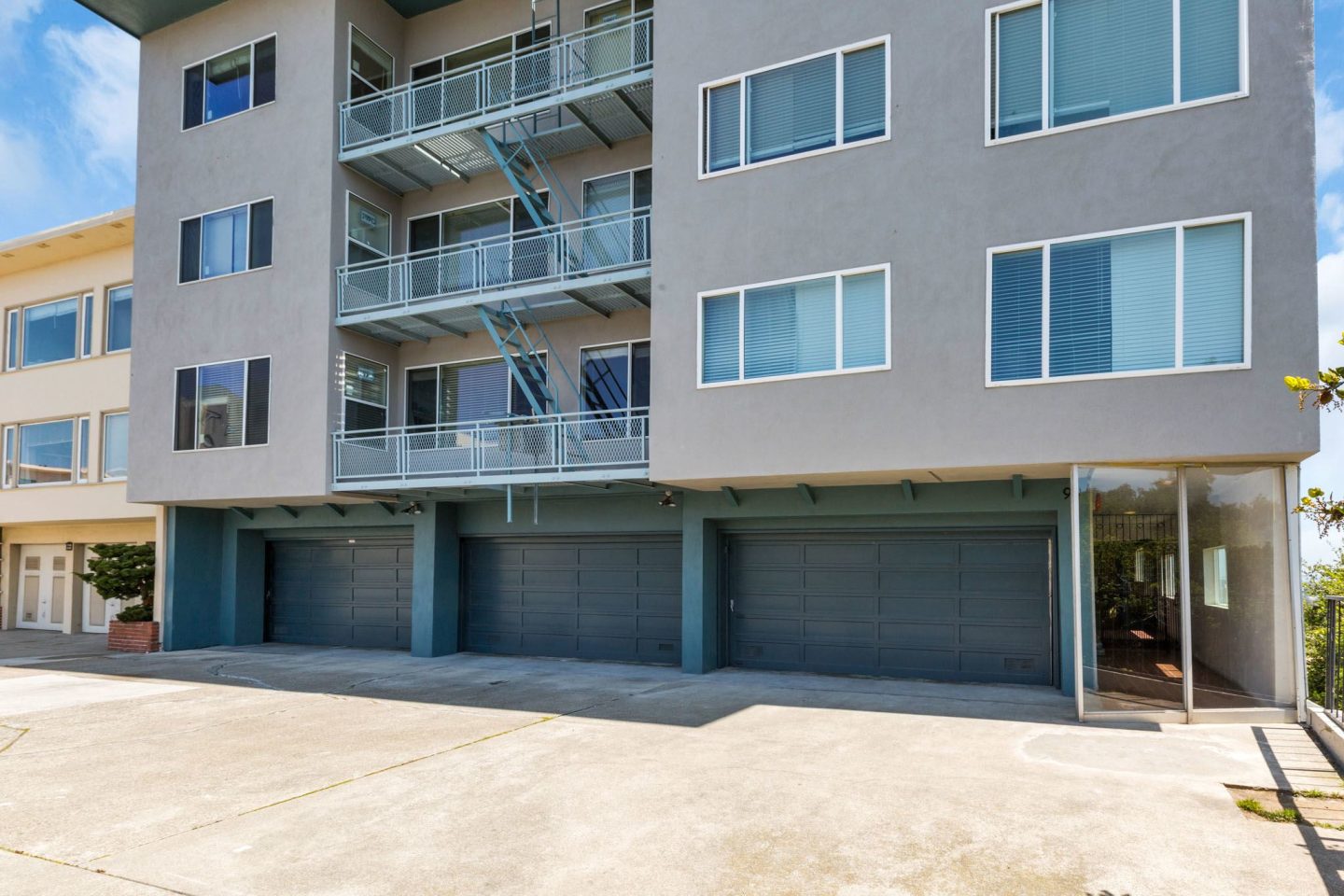99 LUPINE Apartments Image 4