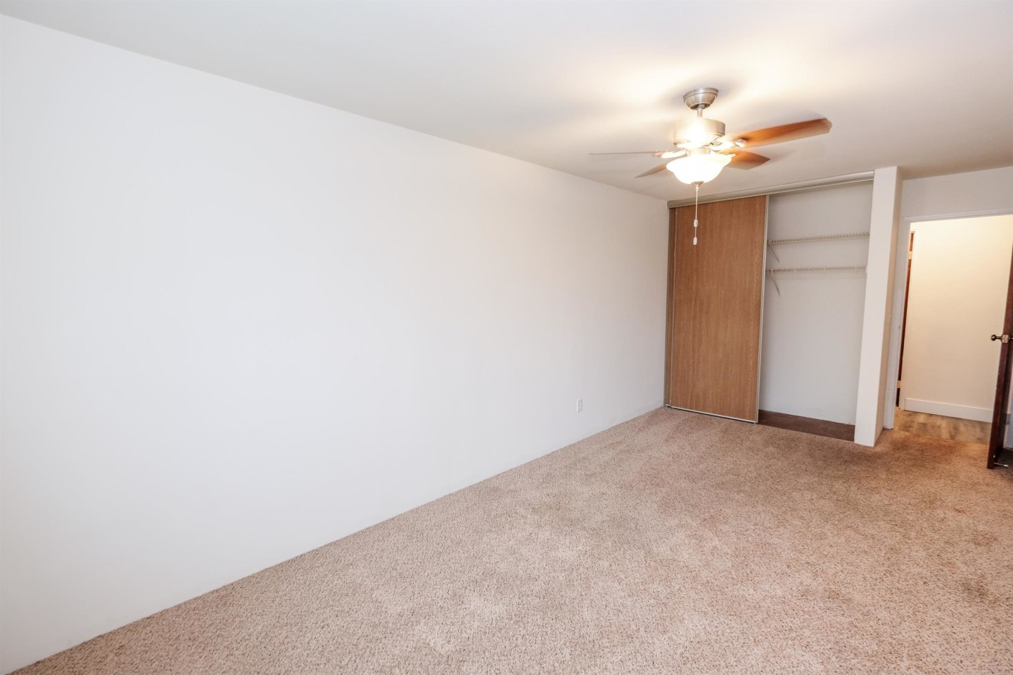 Riverside Flats Image 32