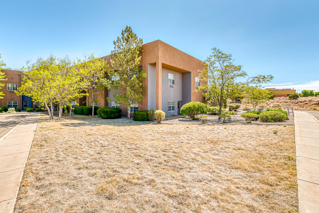Sierra Blanca - Senior Housing Image 16