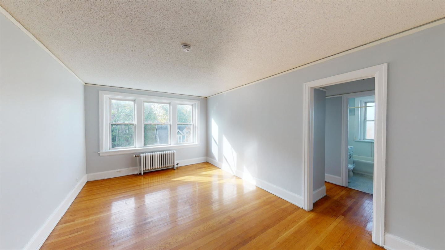 1165 Delaware Image 4