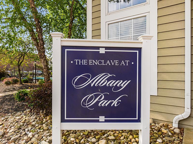 Enclave at Albany Park Image 25