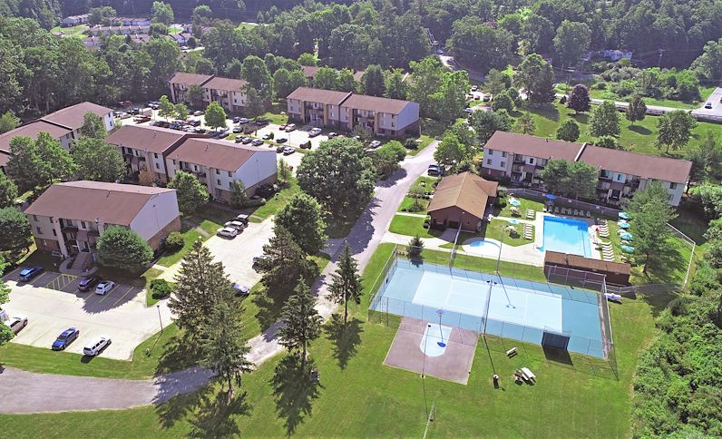Pikeview Manor Apartments Image 7