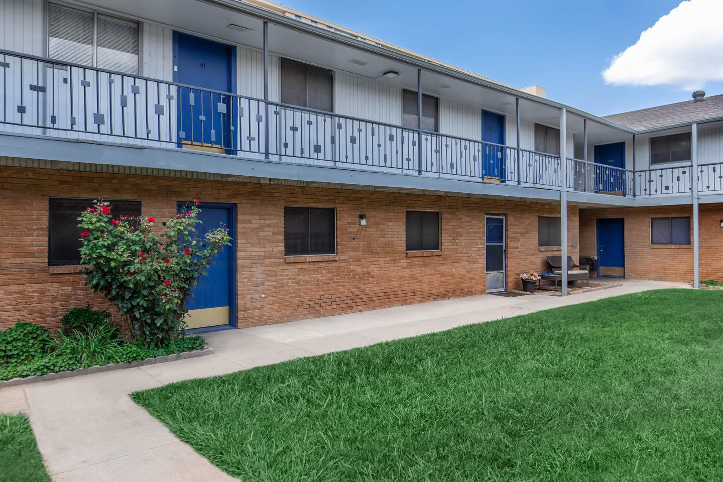 Brigadoon Apartments Image 24
