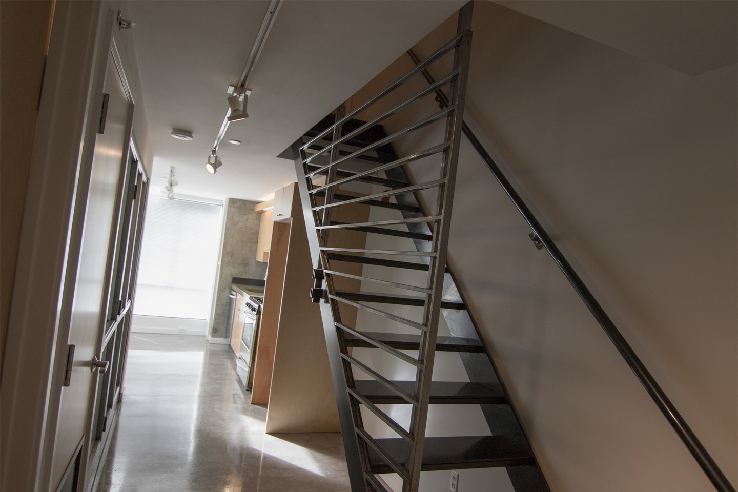 Glasdore Lofts Image 4