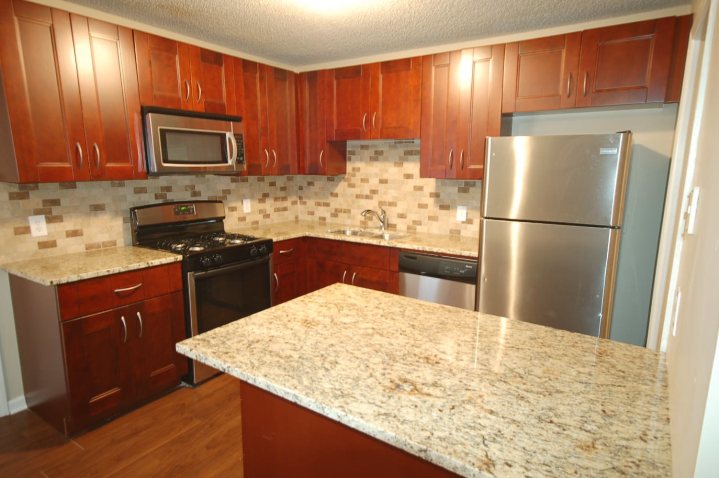 Bridgeside Image 21