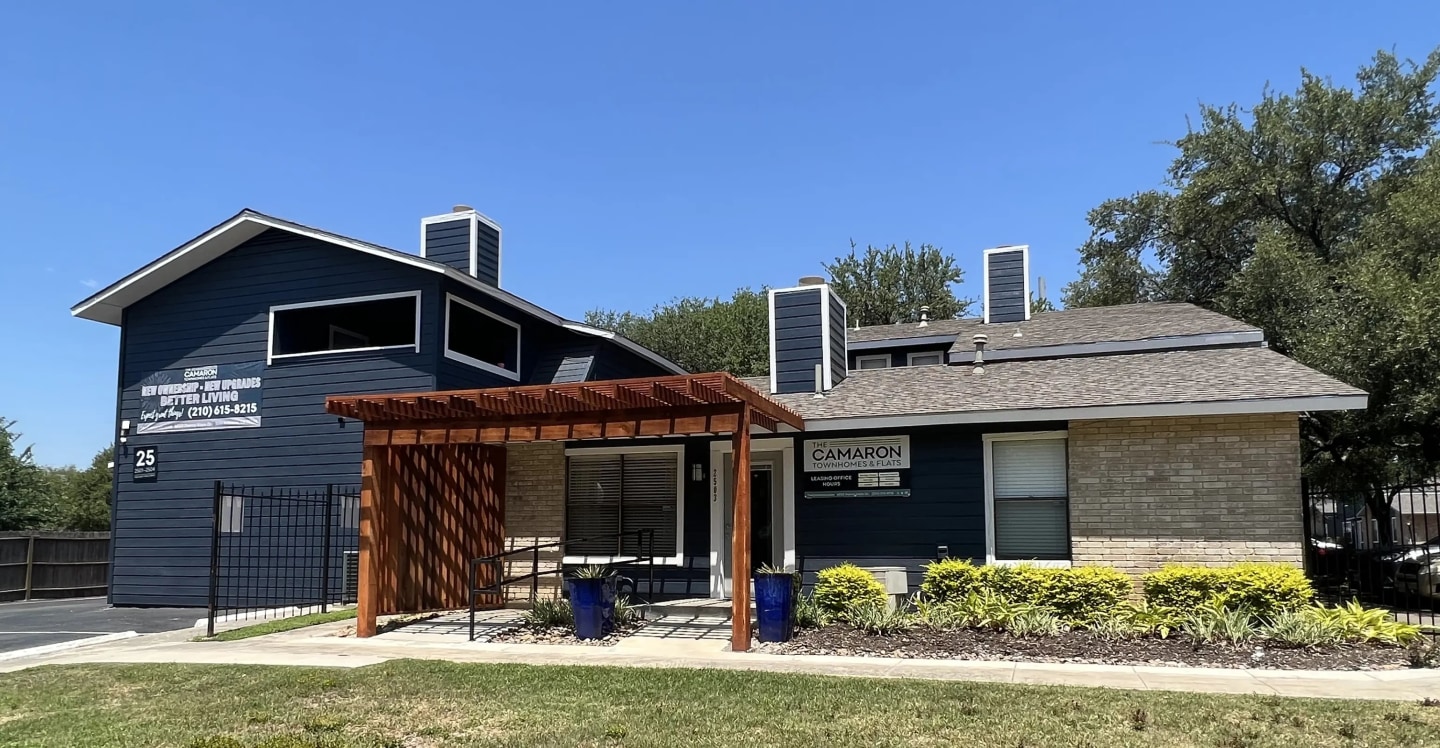 The Camaron Townhomes & Flats Image 23