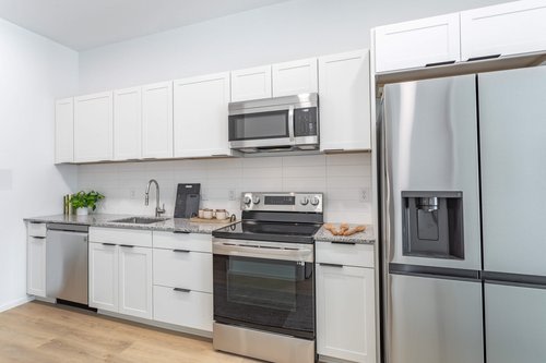 Luna Apartments Image 1