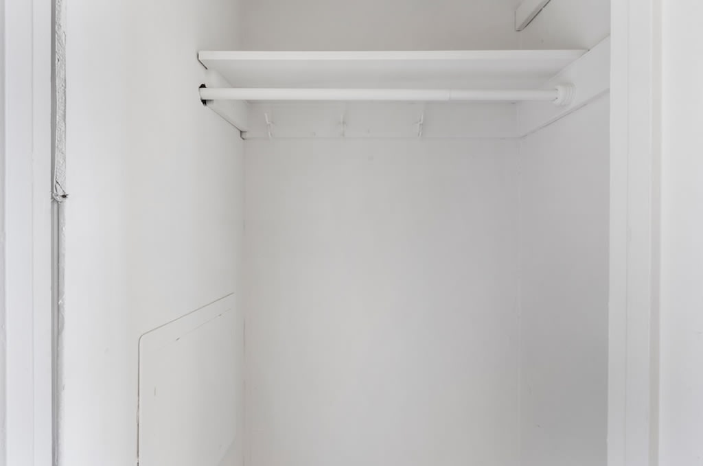 Embassy Apartments Image 7