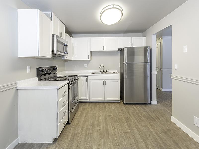 Palisades Apartments Image 1
