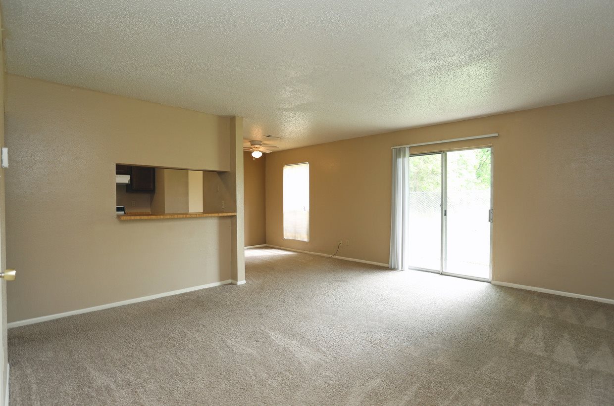 Fountain Woods Apartments Image 10