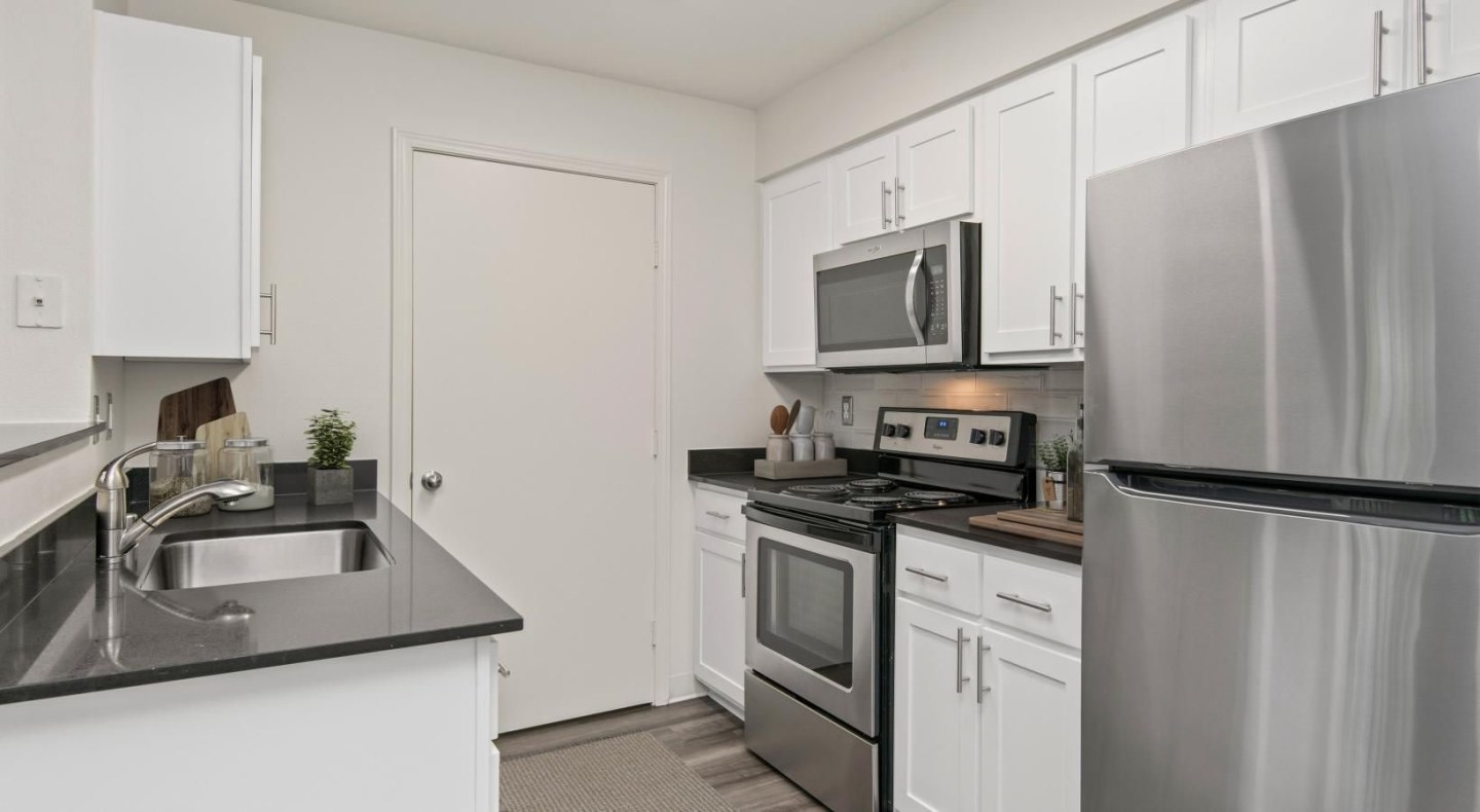 Stonemeadow Farms Apartments Homes Image 4