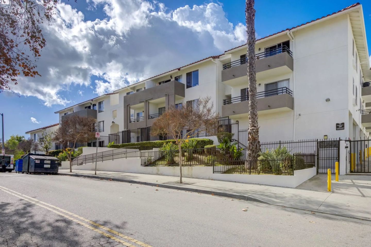Mariposa Gardens Image 2