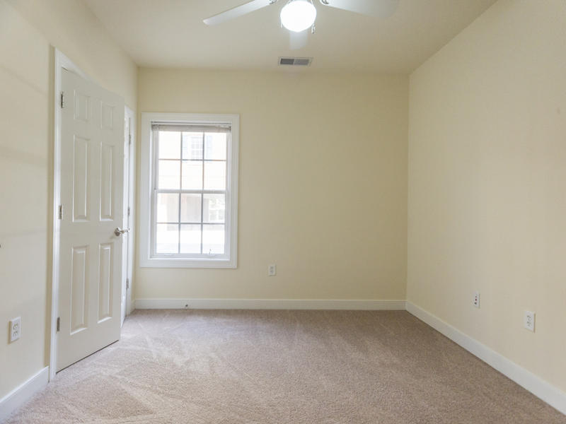 The Pointe - Student Housing Image 5