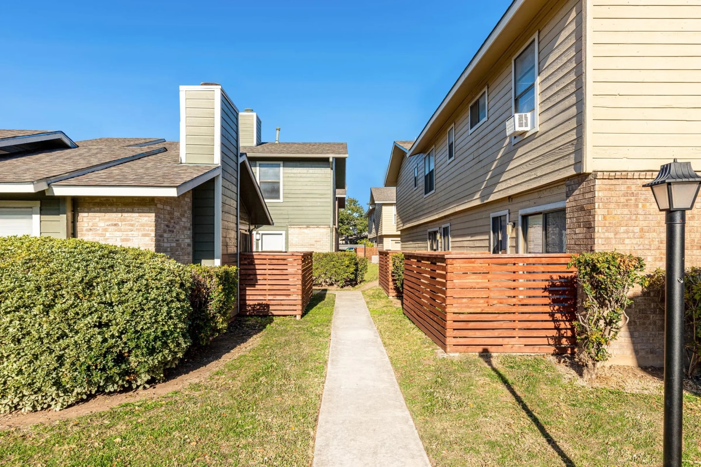 The Camaron Townhomes & Flats Image 53