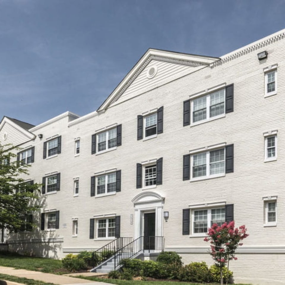 Eaton Square at Arlington Ridge Image 21
