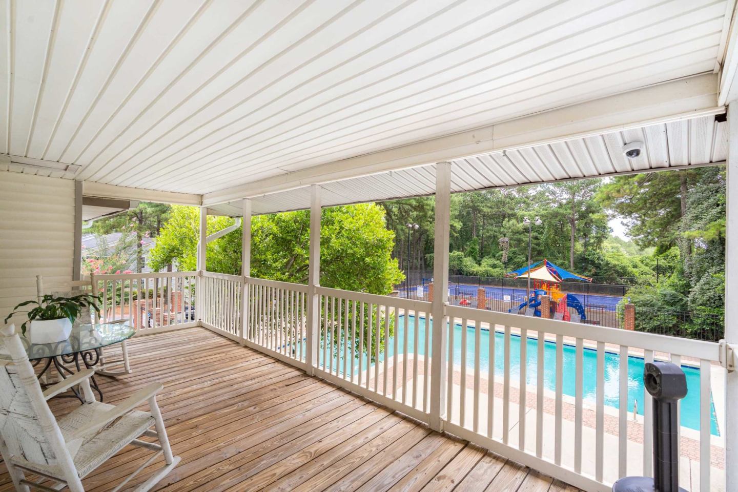300 Riverside Image 31