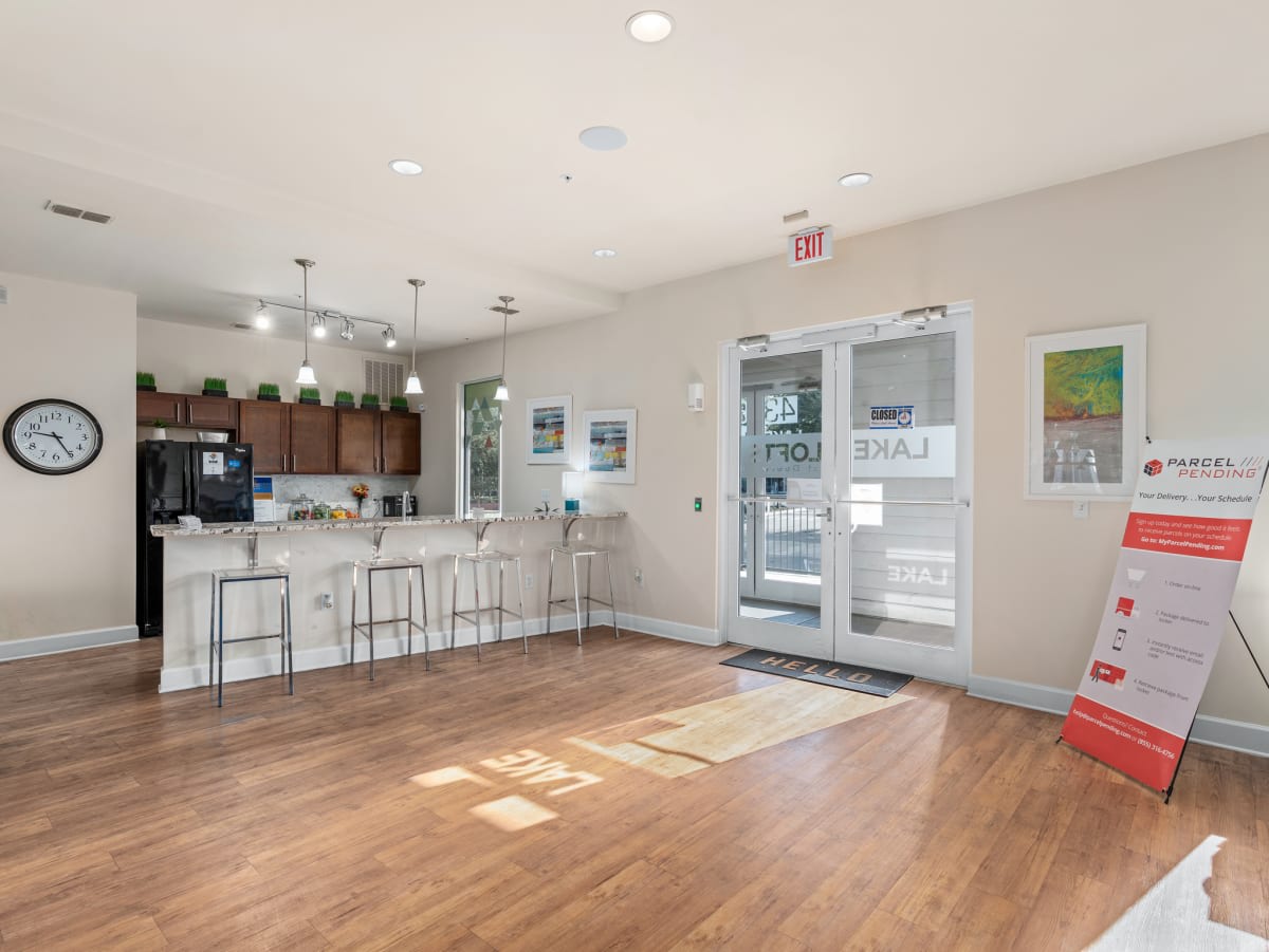 Lake Lofts at Deerwood Image 20