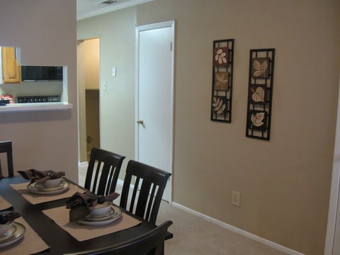 Dove Park Apartments Image 7