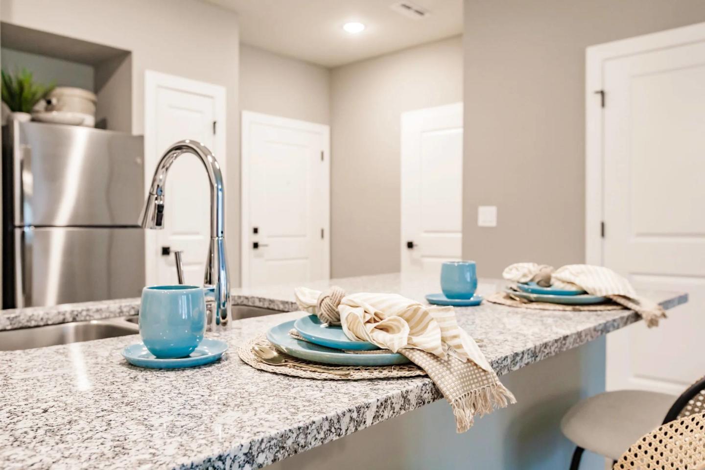 Vantage Apartments Image 4