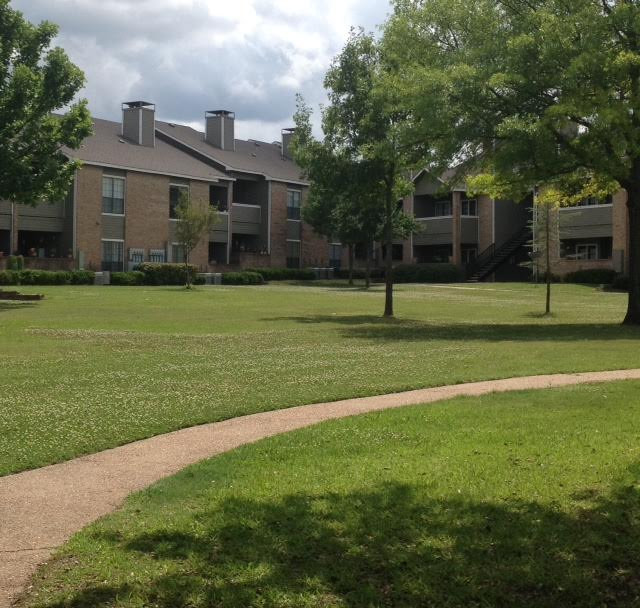 Creekview Apartment Homes Image 4