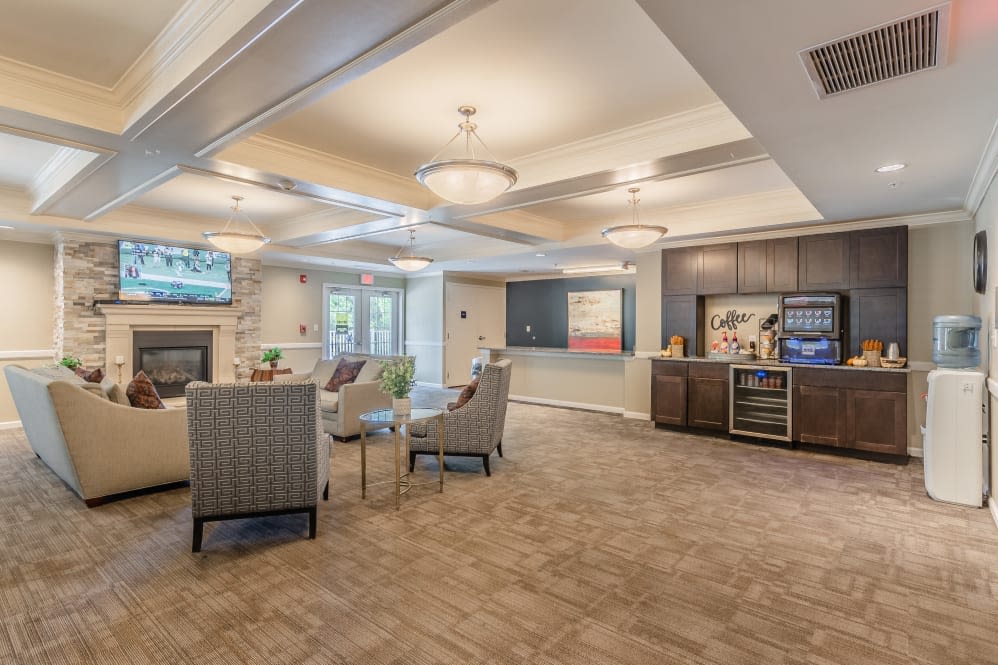 Glenmont Abbey Village - Senior Housing Image 10