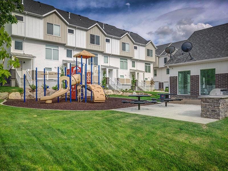 Coventry Town Homes Image 25