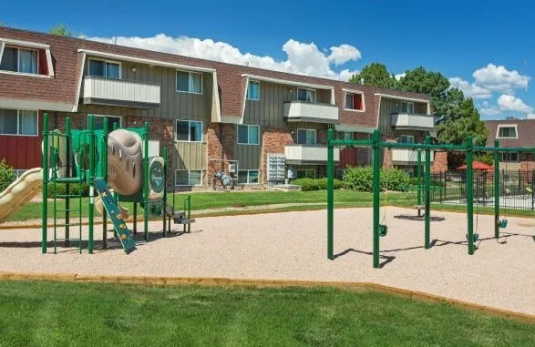 The Park at Whispering Pines Image 9