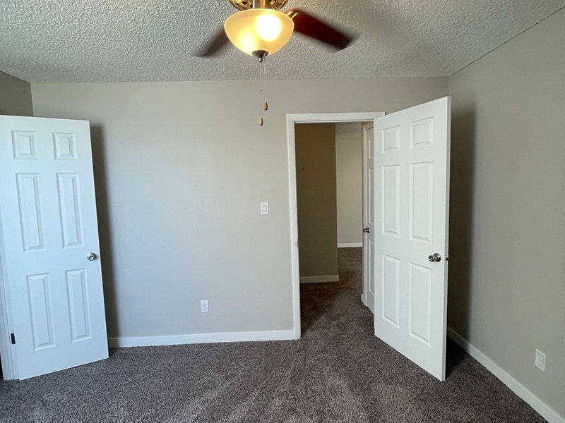 Spring Creek Apartments Image 6