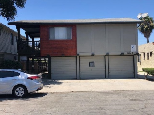 Pine Avenue Image 7