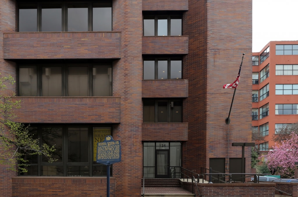 Cherry Street Condominiums Image 13