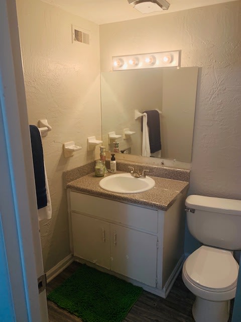 The Onyx at 3211 Image 13
