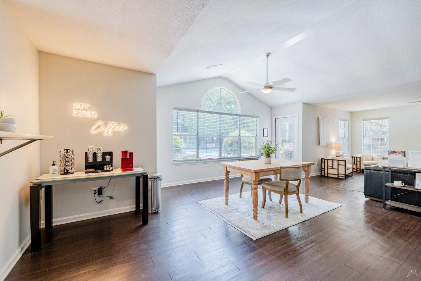 Georgetown Luxury Townhomes Image 12
