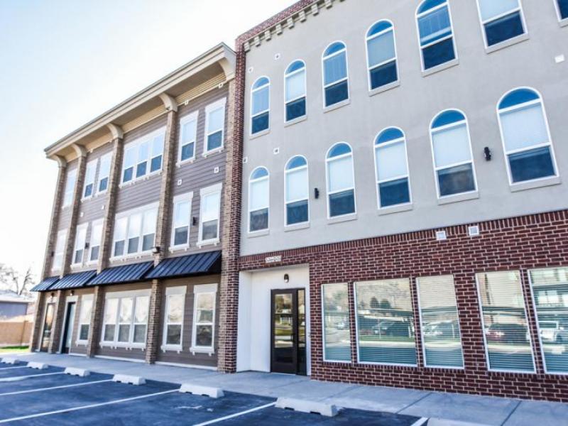 Grovecrest Center - Senior Living Image 4
