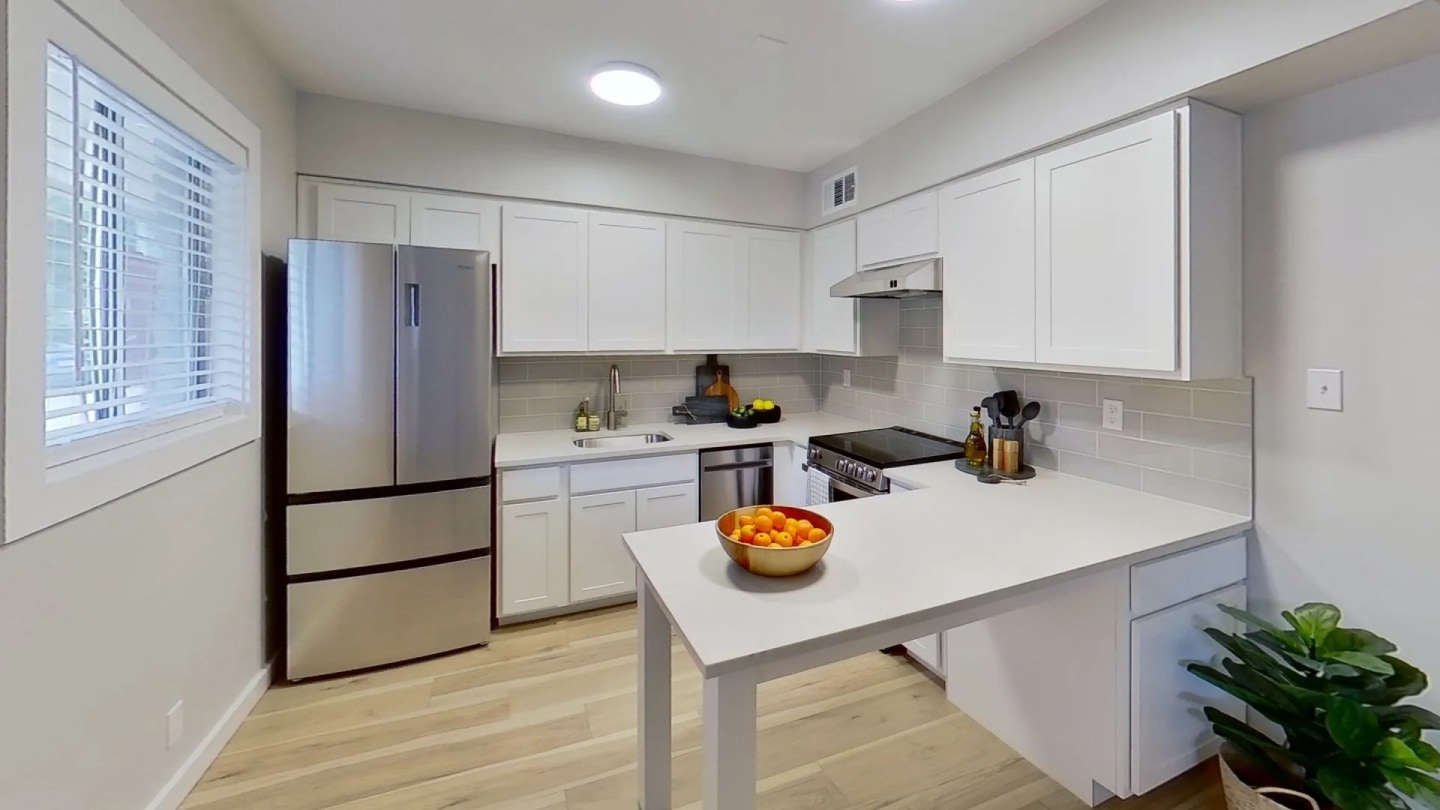 Antilles Apartments Image 3
