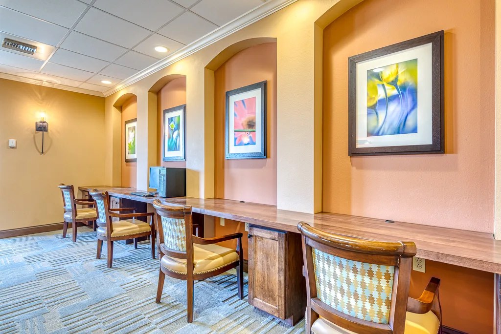 Sierra Blanca - Senior Housing Image 3