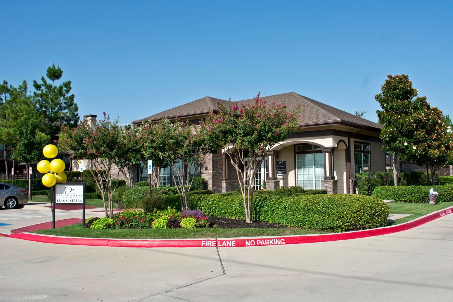Estate Villas at Krum Image 71
