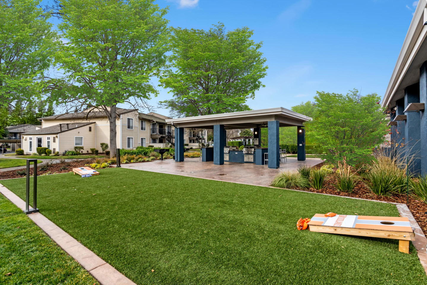 The Woodlands Image 20