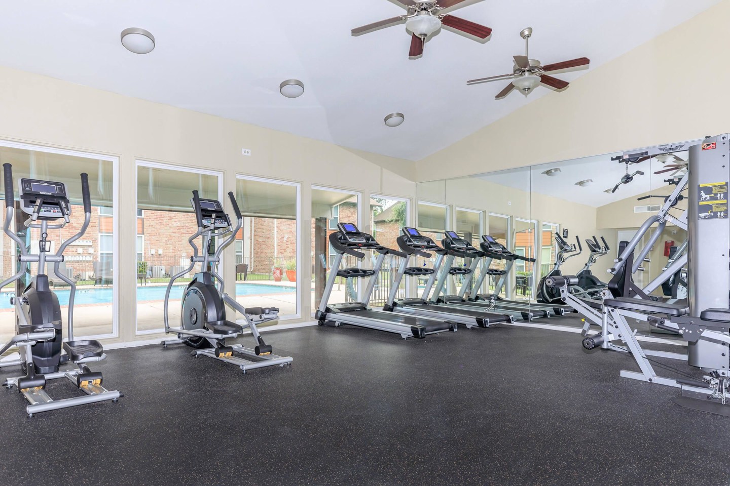 Residence at Deer Park Apartments Image 24