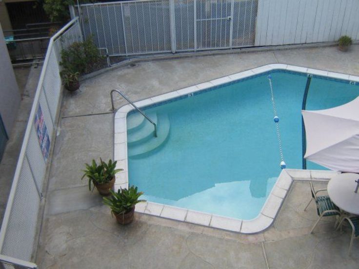 Hilltop Terrace Image 15