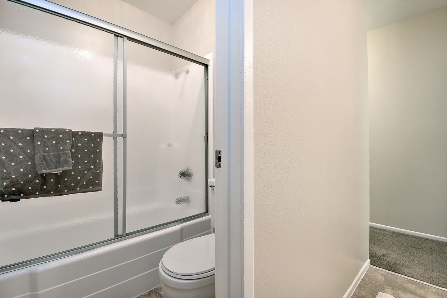 Pine Meadows Apartments Image 12